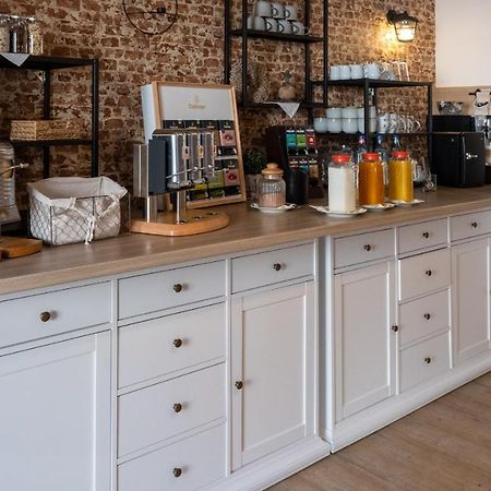 Hotel Am Uenglinger Tor Стендал Екстериор снимка