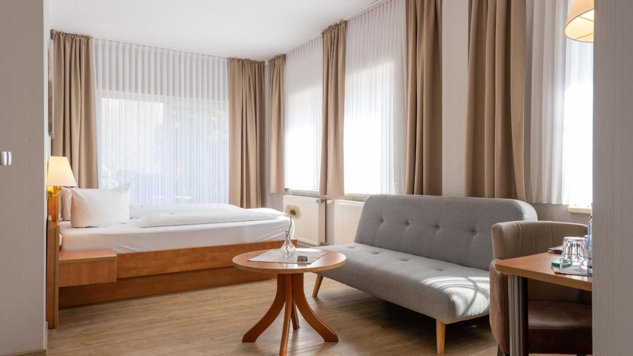 Hotel Am Uenglinger Tor Стендал Екстериор снимка