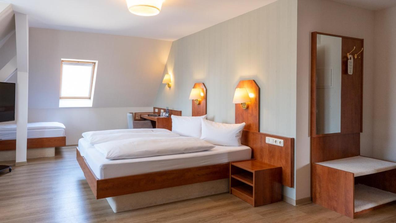 Hotel Am Uenglinger Tor Стендал Екстериор снимка